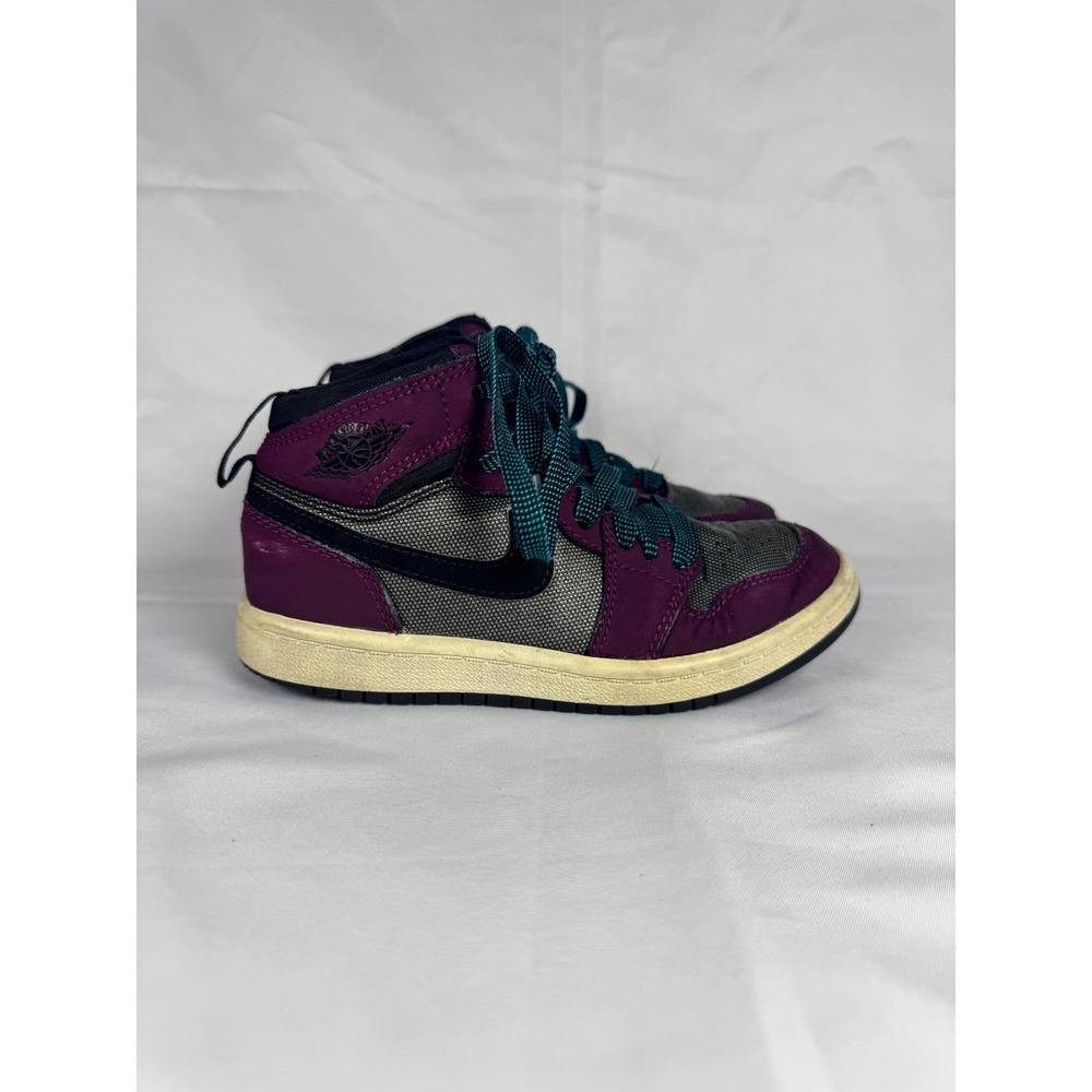 Nike Air Jordan 1 Retro High 705321-505 Kids 11 Sneakers Purple Basketball Shoes